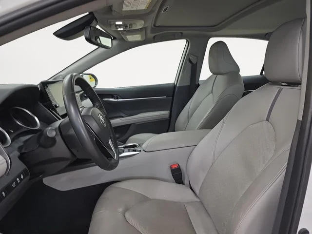 2024 Toyota Camry XLE - Photo 9