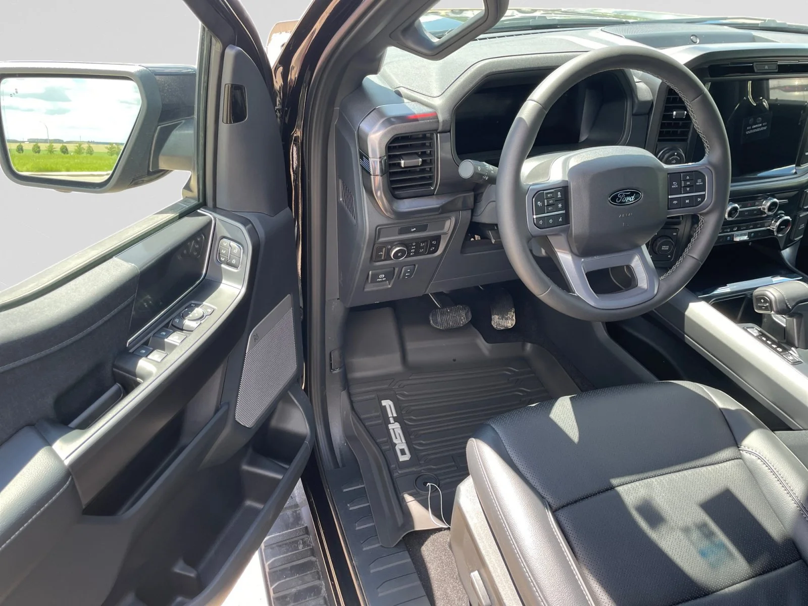 New 2026 Agate Black Metallic Ford Lariat image 13