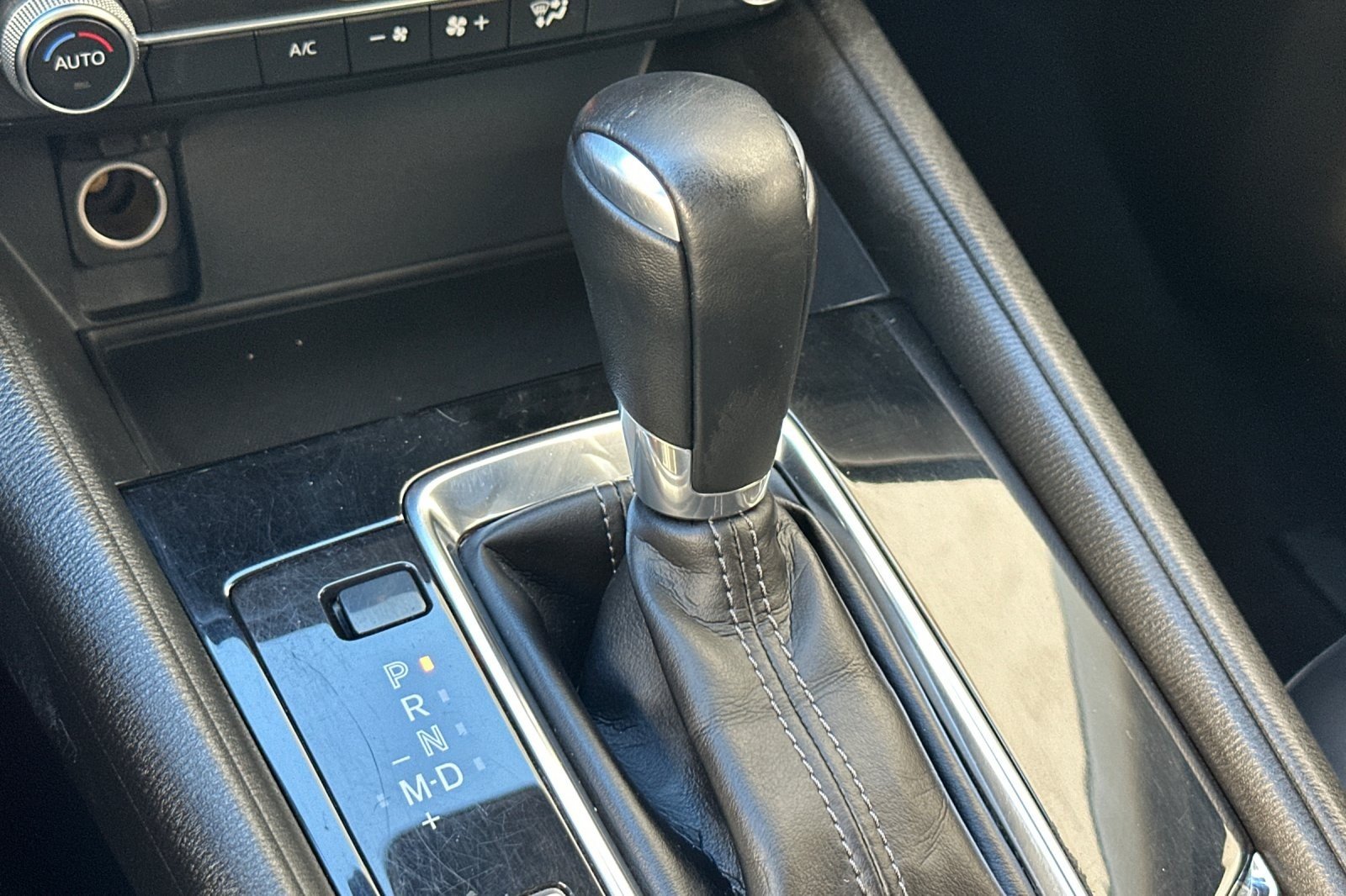Used 2020 GREY Mazda Touring image 20