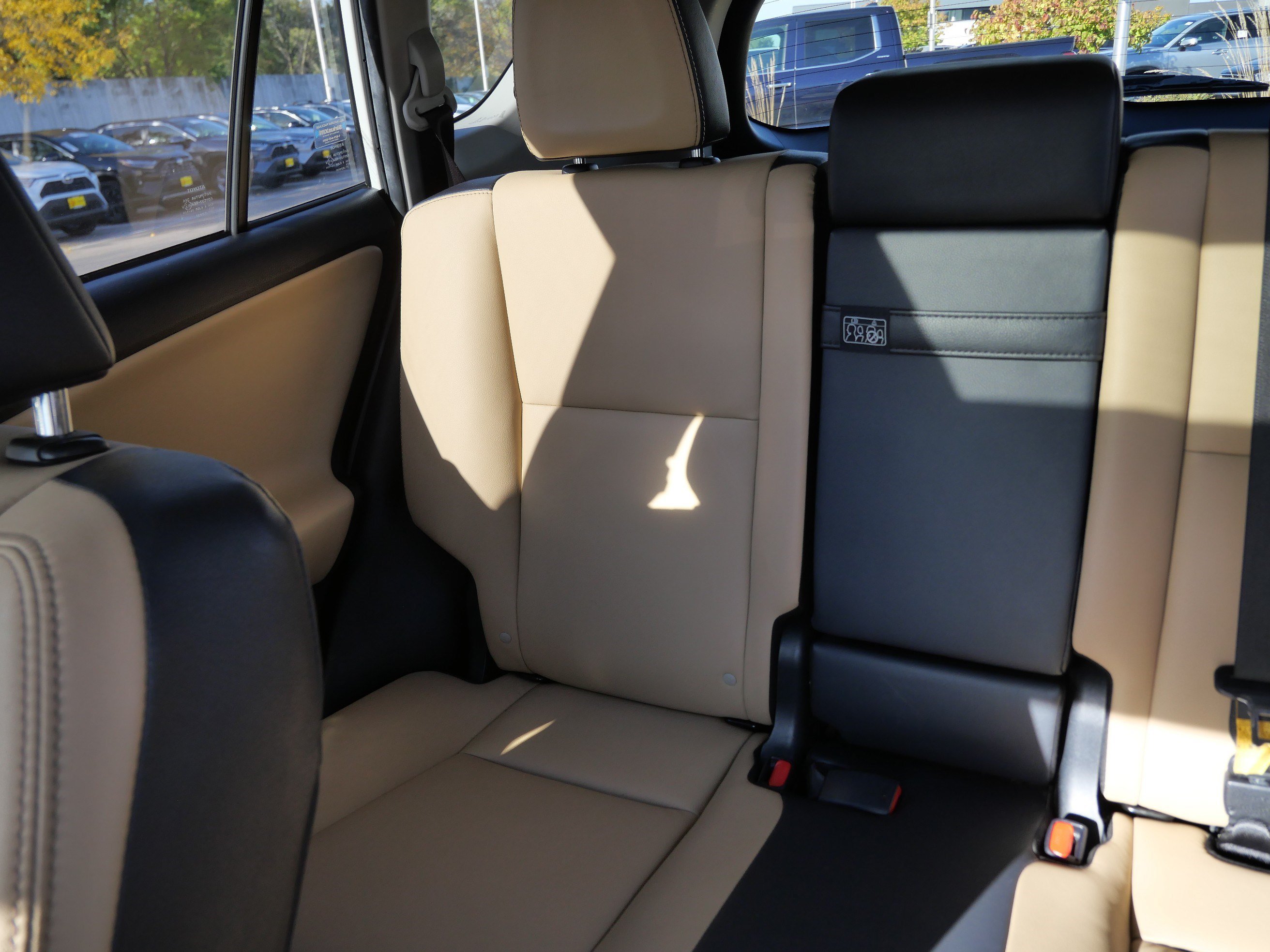 Certified Used 2018 Blizzard Pearl Toyota Hybrid Limited image 12
