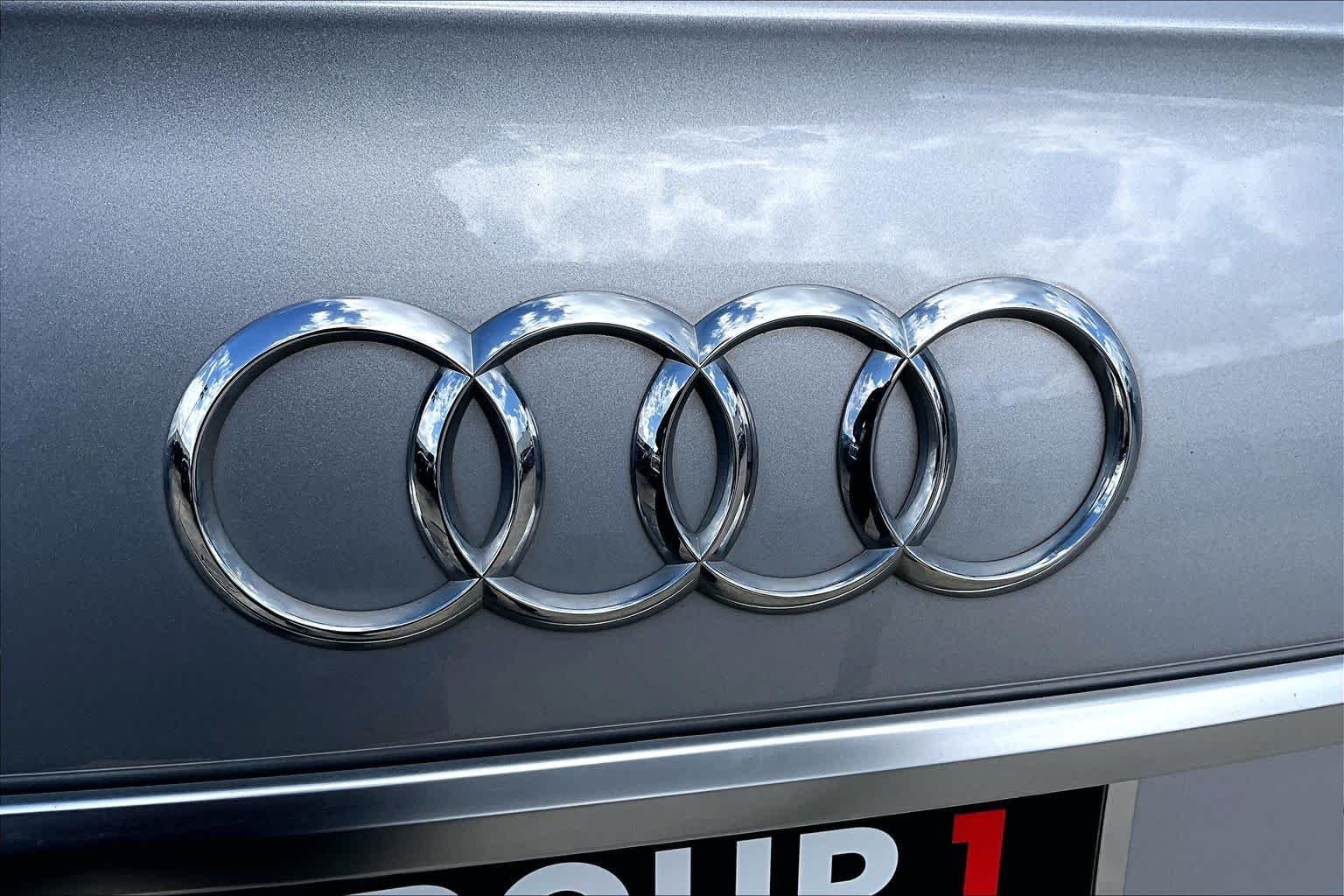 Used 2023 Florett Silver Metallic Audi Premium Plus image 31