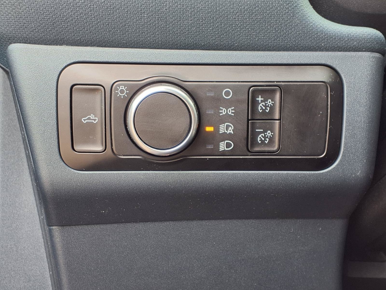 Certified Used 2024  Ford XL image 14