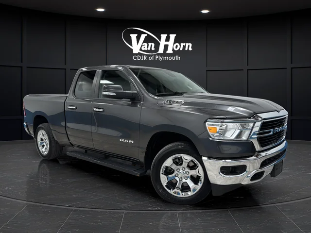 2020 RAM 1500 Big Horn/Lone Star 4x4 Quad Cab 6'4's photo
