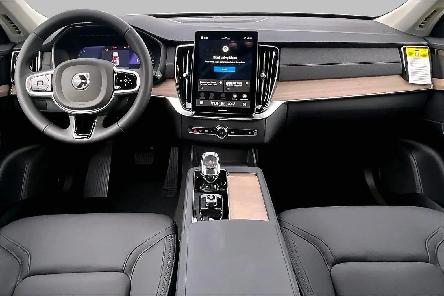 New 2026 Crystal White Volvo Plus image 7