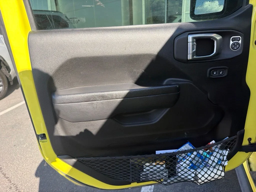 Used 2023 High Velocity Clearcoat Jeep Willys image 14