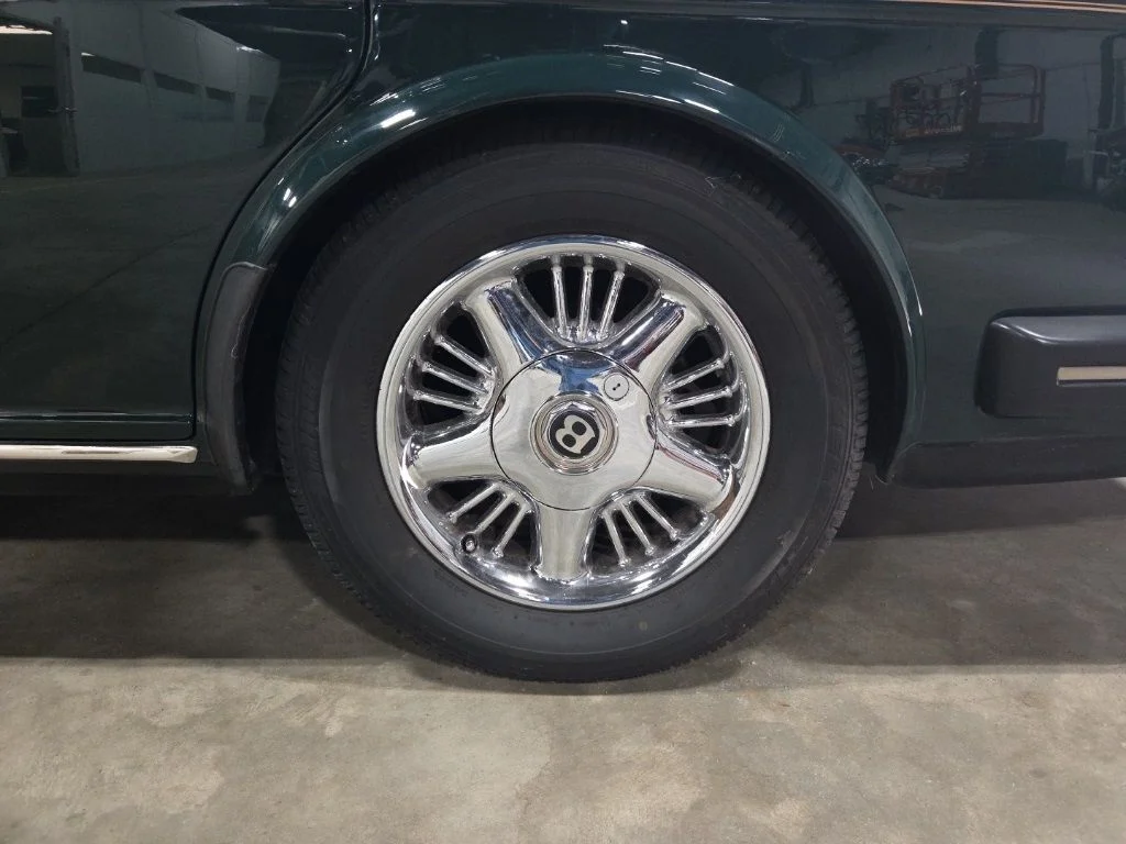 Used 1994 Green Bentley  image 18