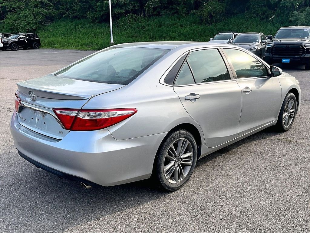 Used 2017 Silver Toyota SE image 6
