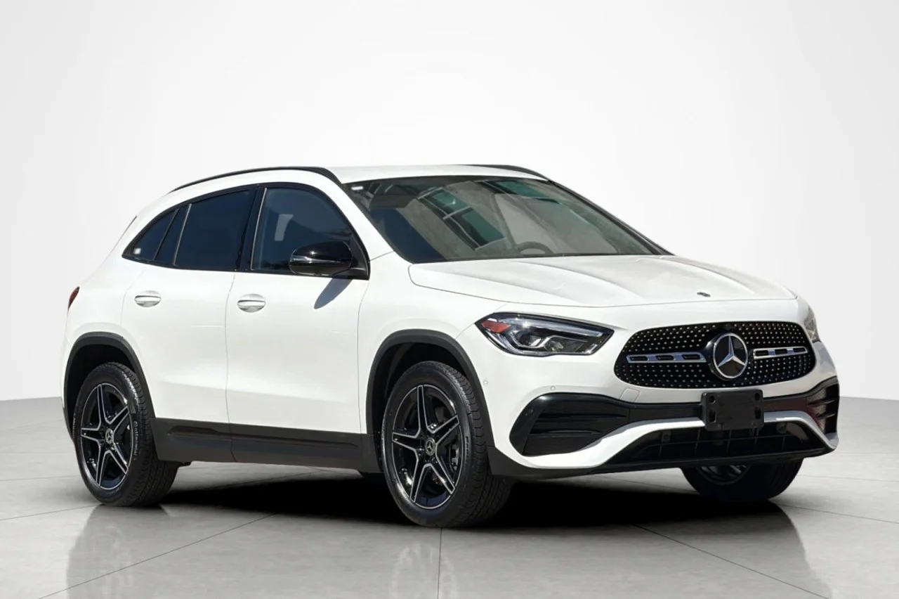 Certified Used 2023 Polar White Mercedes-Benz GLA 250 image 7