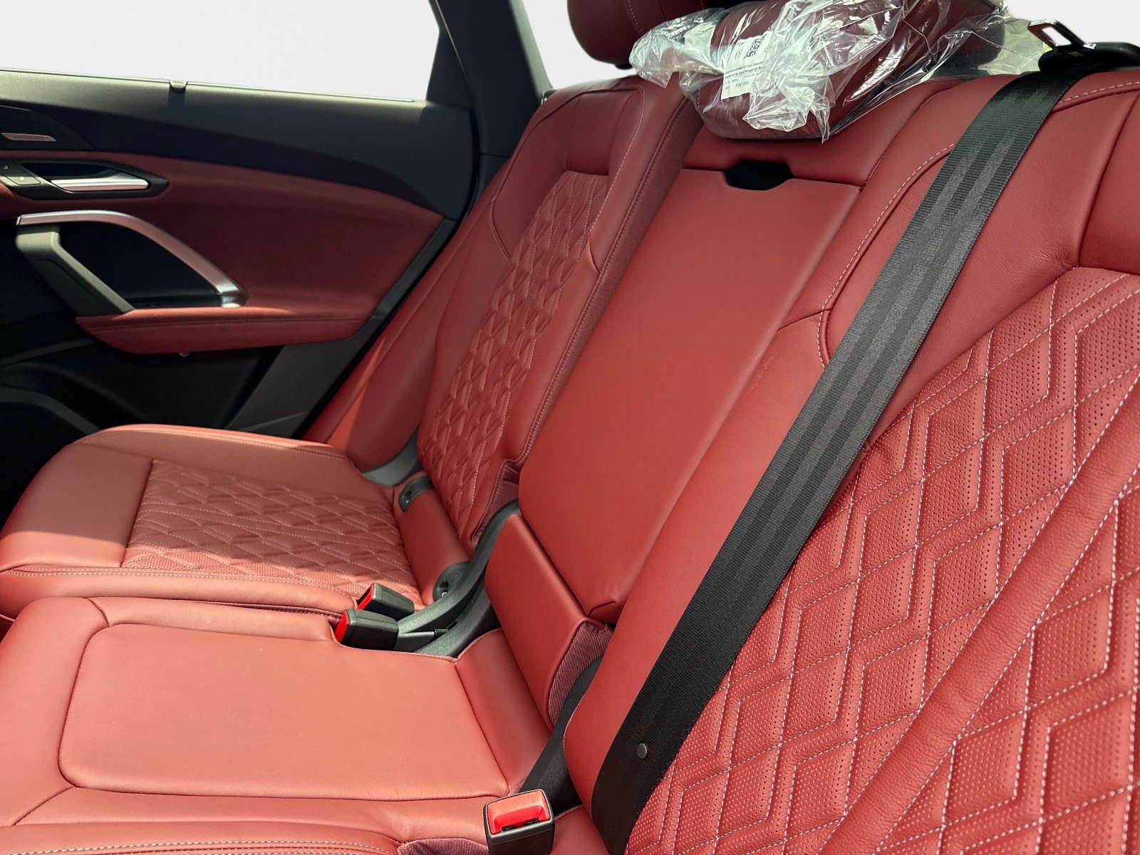 New 2026 Glacier White Metallic Audi Premium Plus image 12