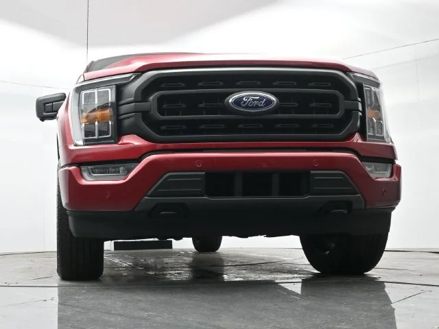 Used 2021 Rapid Red Metalli Ford XL image 23