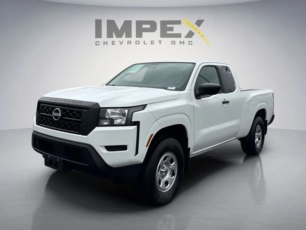 Used 2024 White Nissan S image 1