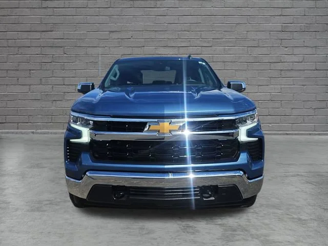 Used 2024 Lakeshore Blue Metallic Chevrolet LT (2FL) image 9