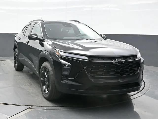 New 2026 Mosaic Black Metallic Chevrolet LT image 6