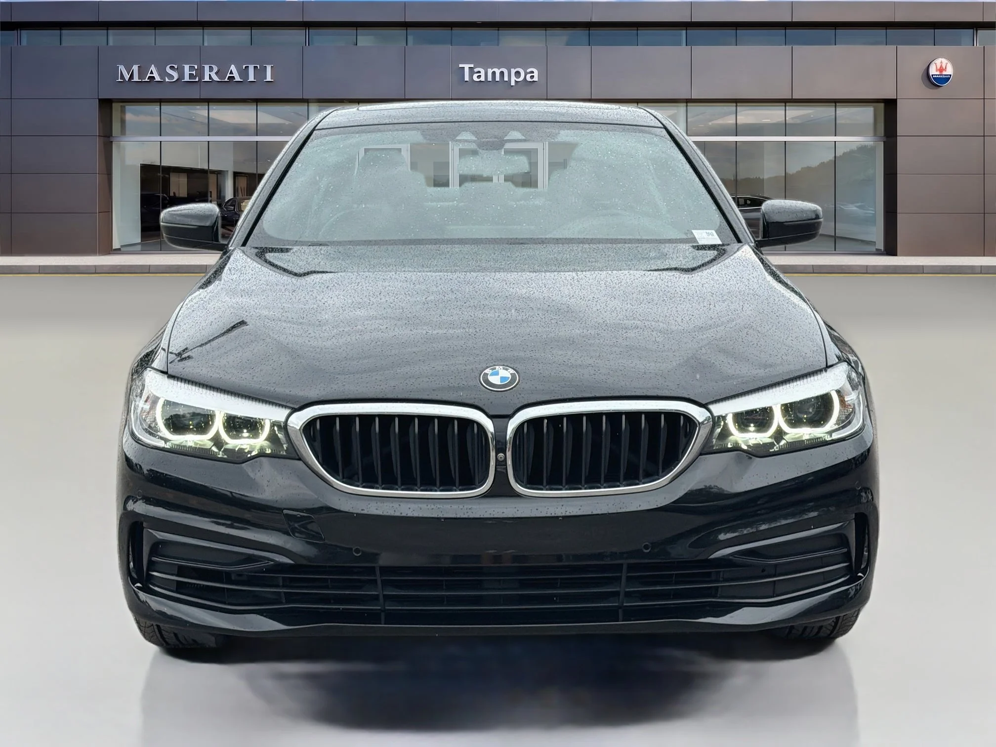 Used 2020 Black Sapphire Metallic BMW 530i image 8