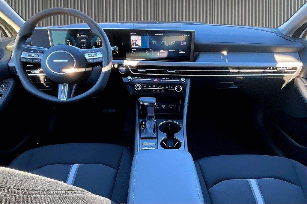 New 2027  Hyundai SE image 6