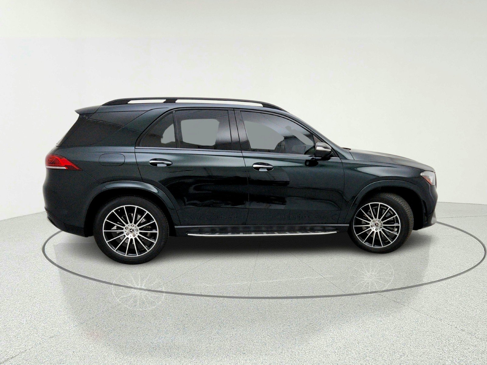 Used 2021 Emerald Green Metallic Mercedes-Benz GLE 450 image 7