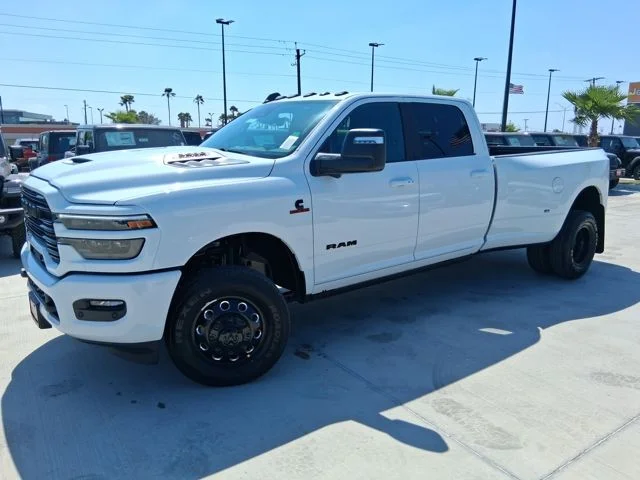 New 2026 Bright White Clear-Coat Exterior Paint RAM Laramie image 3