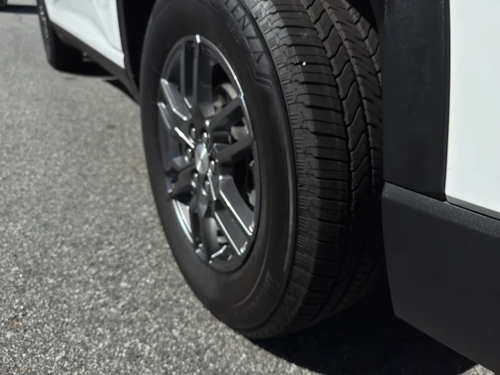 2025 GMC Acadia Elevation - Photo 10