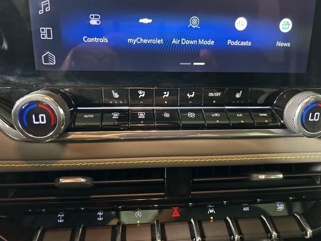 Used 2024 Sand Dune Metallic Chevrolet ZR2 image 19