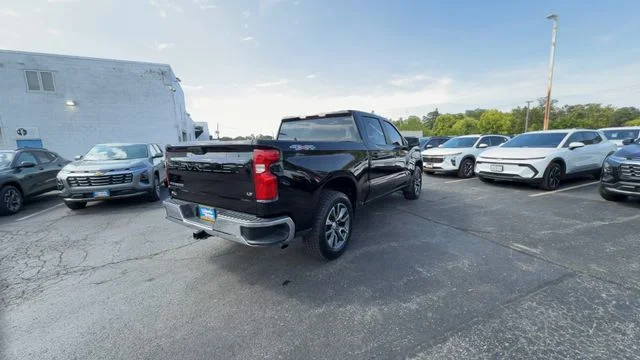 Used 2023 Black Chevrolet LT image 8