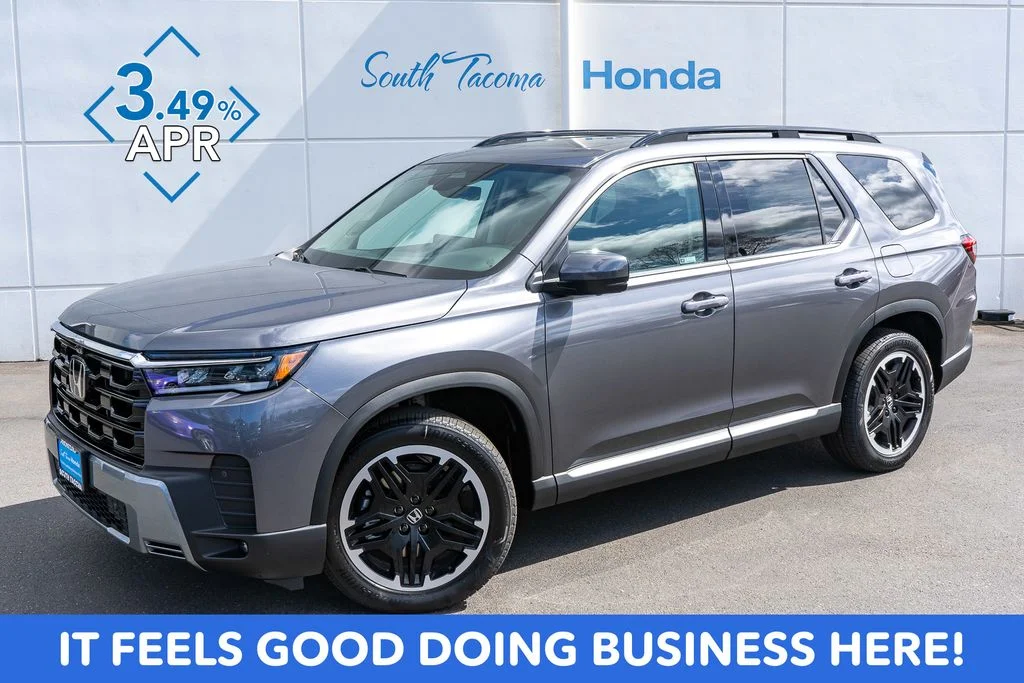 2026 Honda Pilot Touring AWD's photo