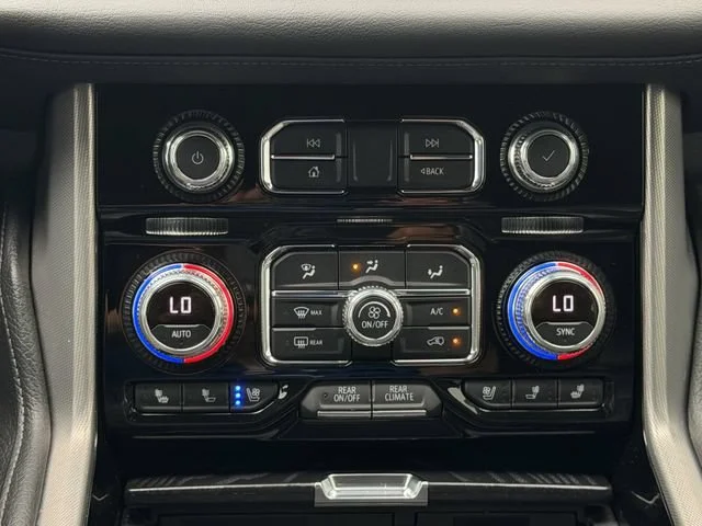 2022 GMC Yukon XL Denali - Photo 24