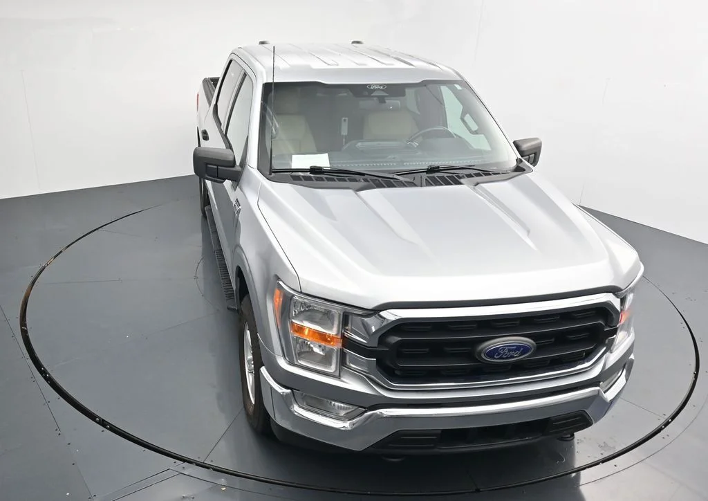 Used 2022 Silver Ford XLT image 19