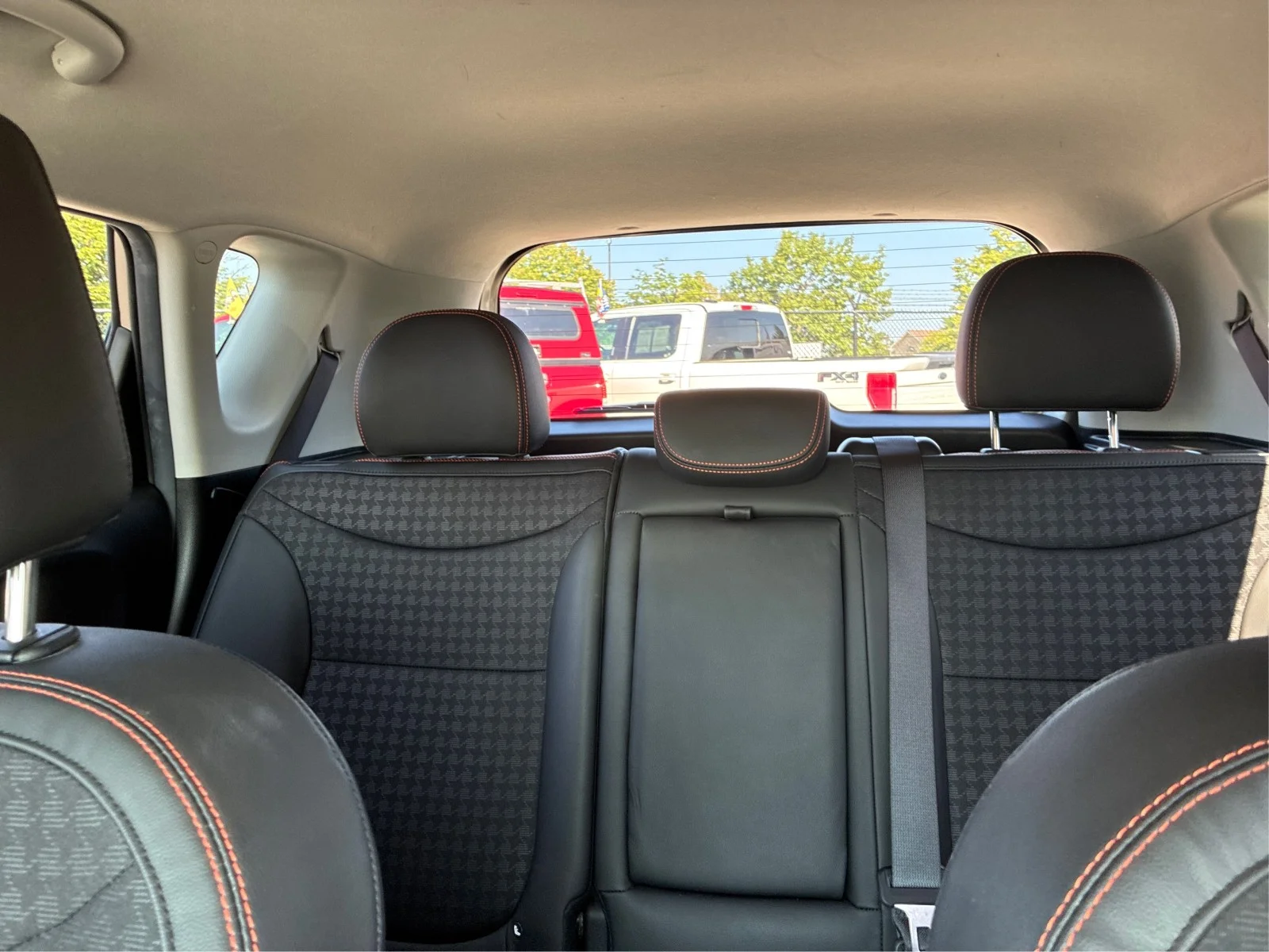 Used 2018 Gray Kia ! image 13