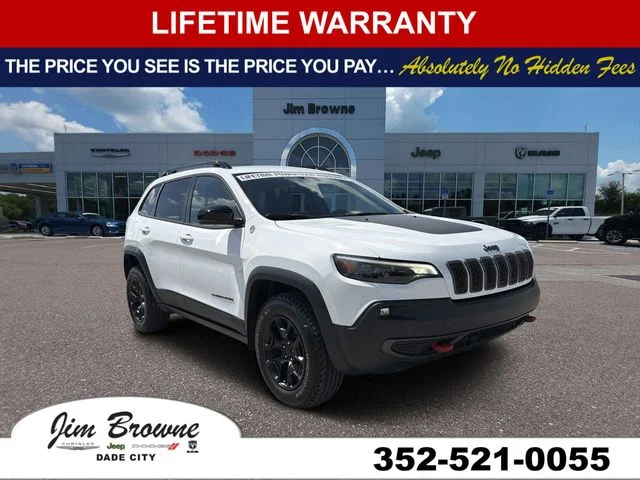 Used 2022 White Jeep Trailhawk image 1