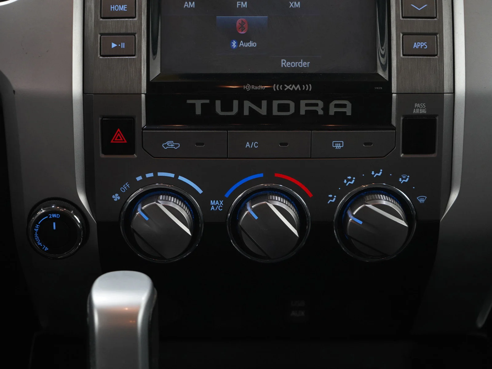 Used 2018 Cement Toyota SR5 image 19