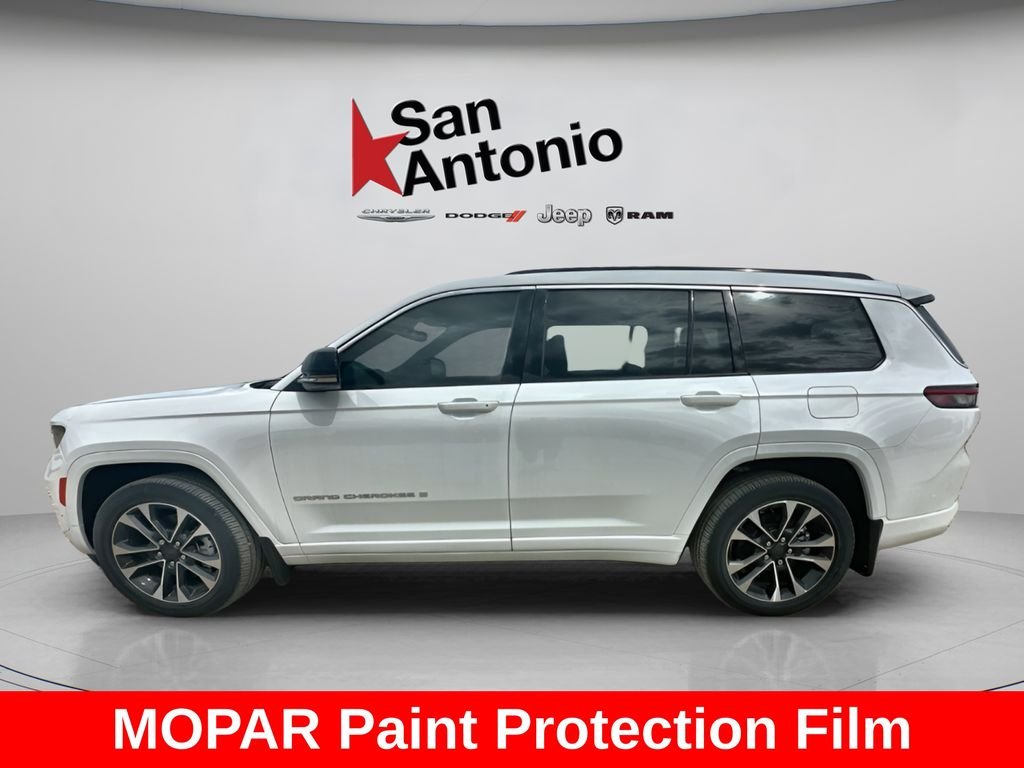 New 2025 Bright White Clear-Coat Exterior Paint Jeep Overland image 8