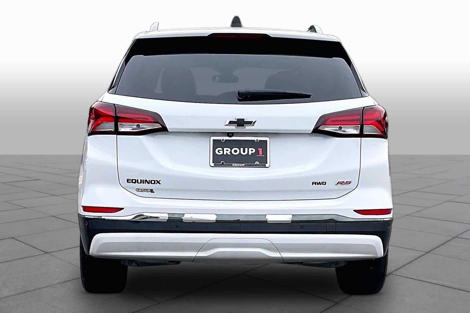 Used 2022 Summit White Chevrolet RS image 5