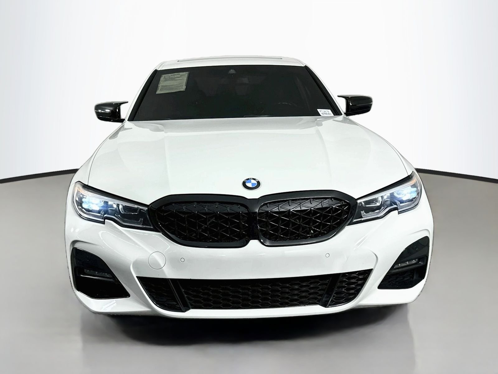 Used 2021 Alpine White BMW 330i image 2