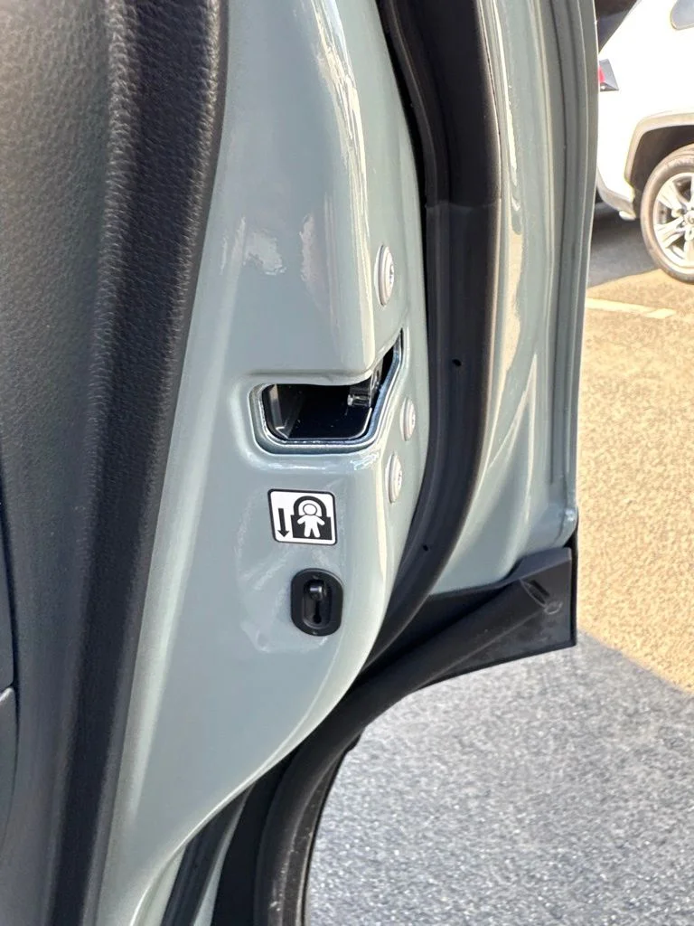 Used 2019  Toyota XLE image 7