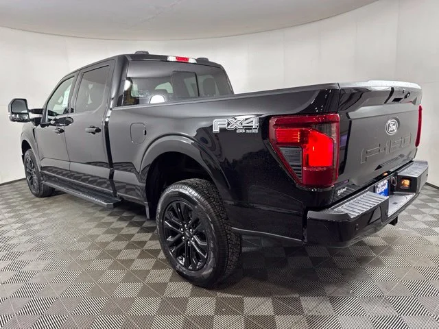 New 2026 Agate Black Metallic Ford XLT image 6