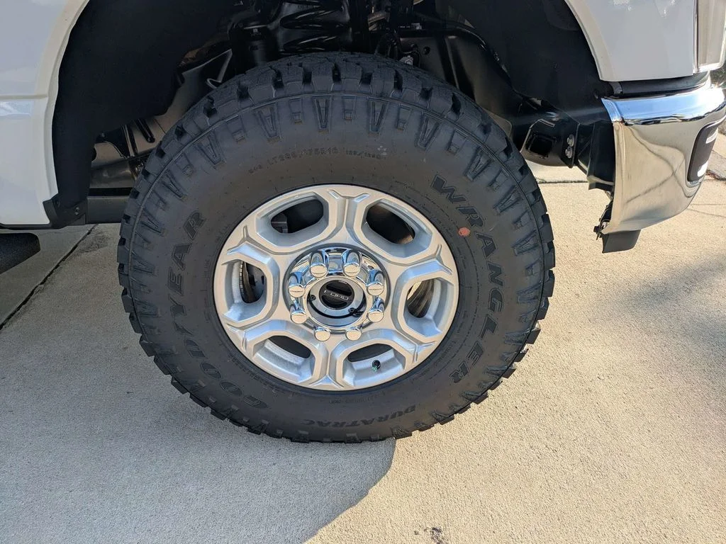 New 2027 Oxford White Ford XL image 11