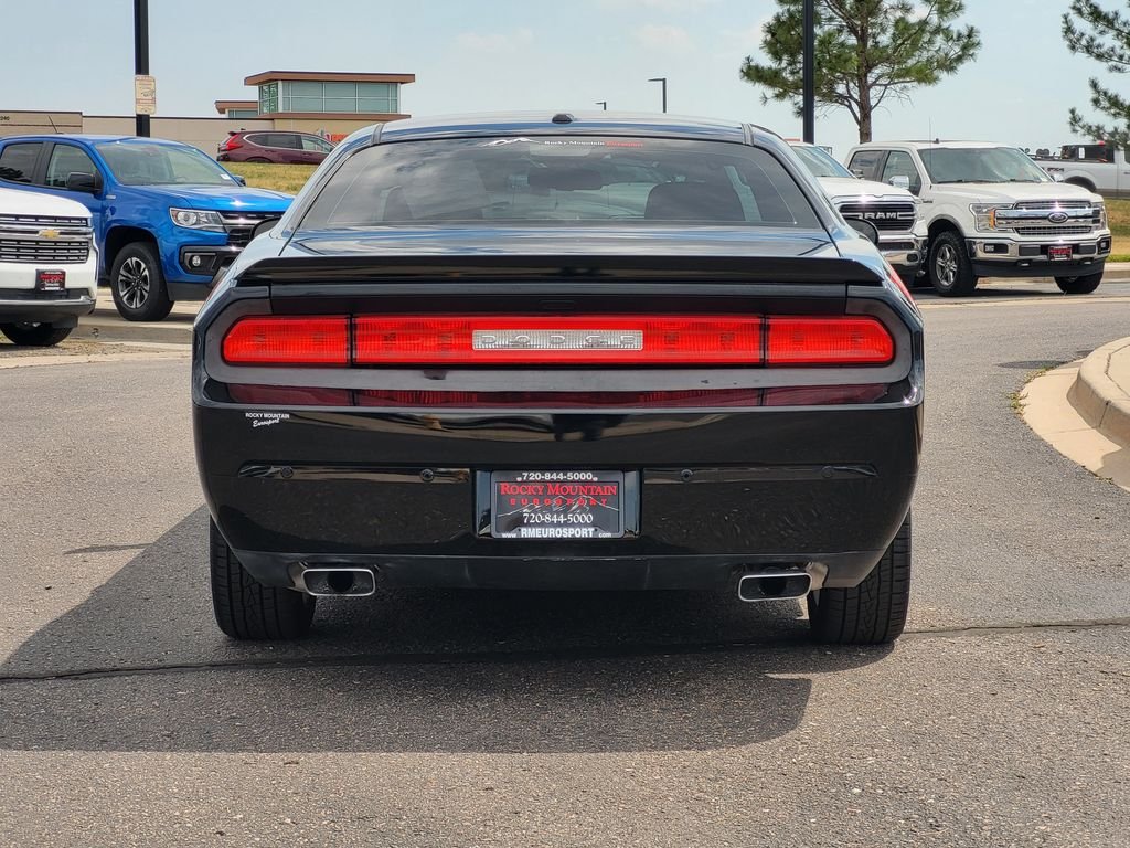 Used 2013 Black Dodge R/T image 5