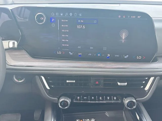 2025 Chevrolet Tahoe LT - Photo 11