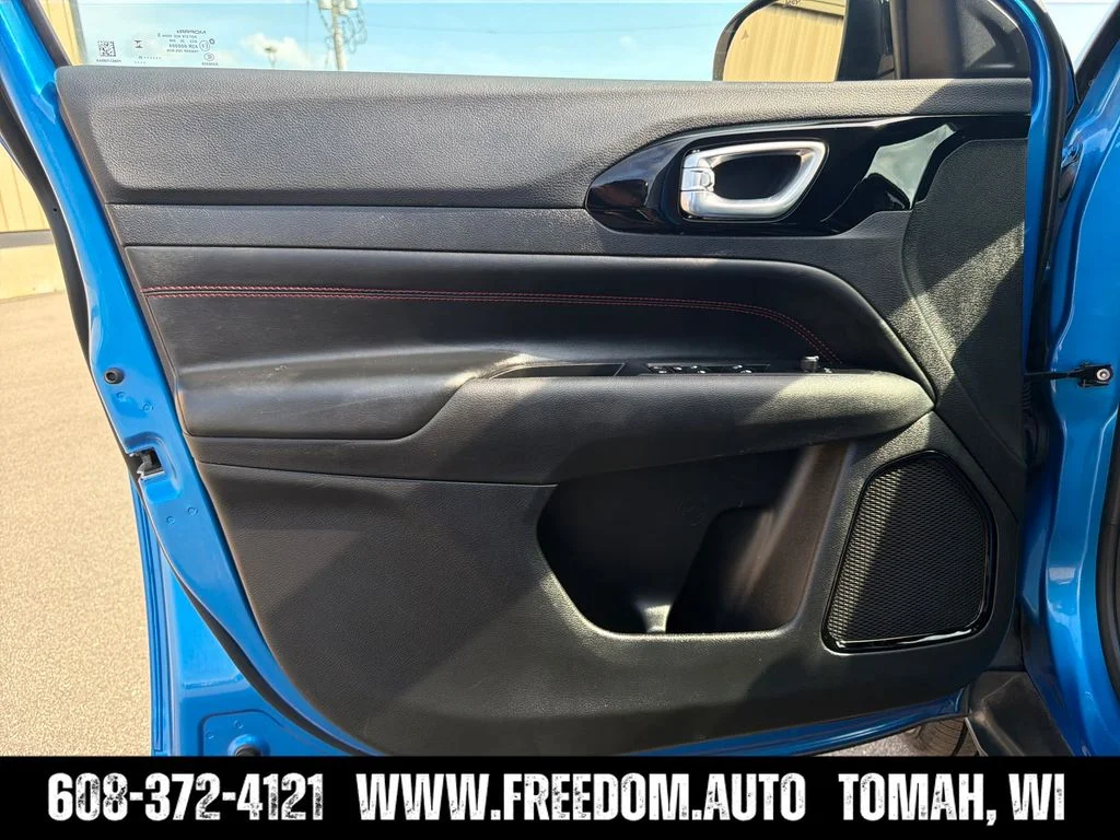 2025 Jeep Compass Trailhawk - Photo 10