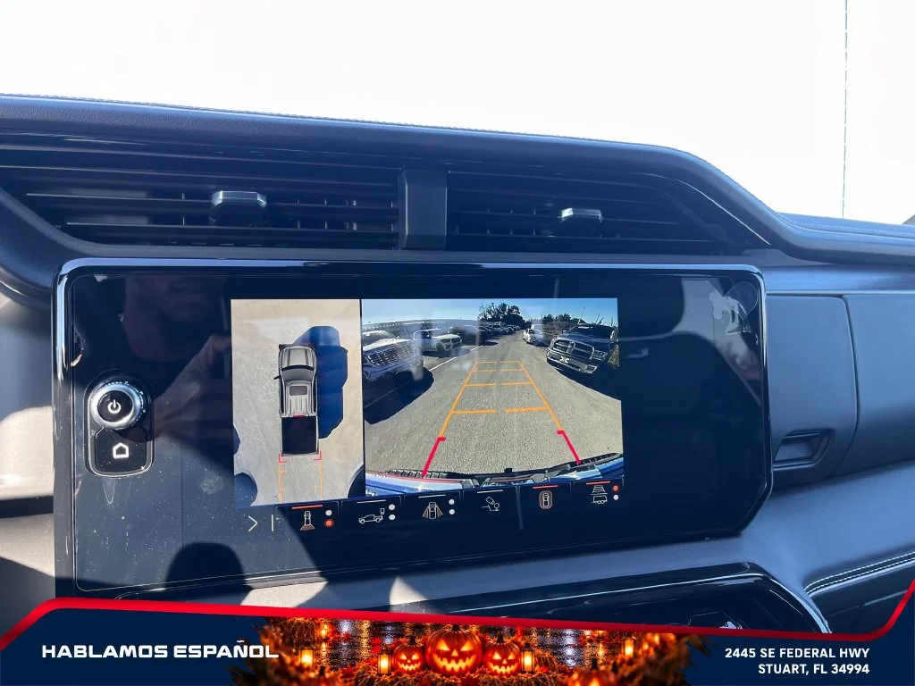 New 2026 Sterling Metallic GMC AT4X image 33