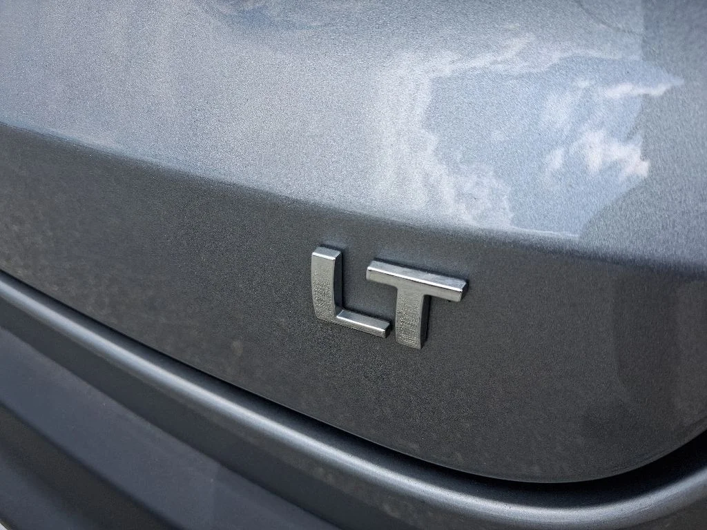 Used 2025 Gray Chevrolet LT image 9