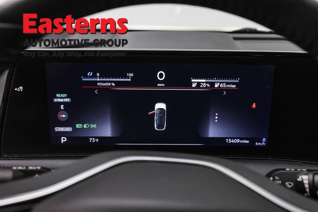 Used 2023 Black Nissan ENGAGE image 17