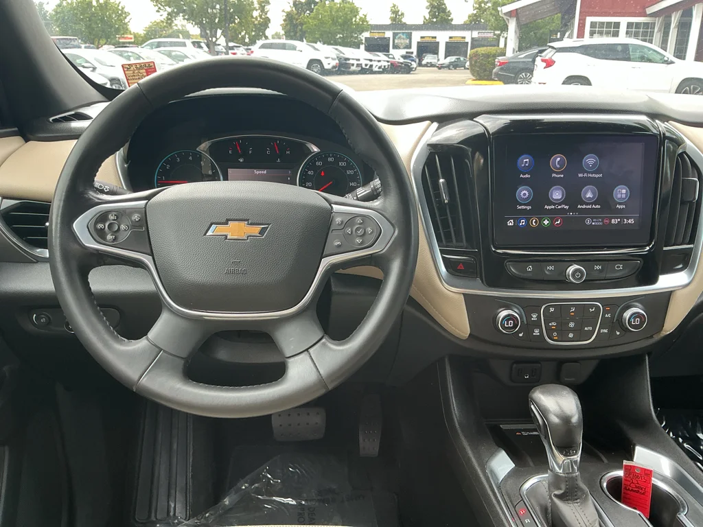 Used 2022 Mosaic Black Metallic Chevrolet LT Cloth image 9