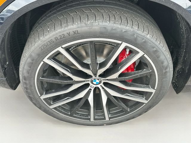 New 2026 Black BMW sDrive40i image 27