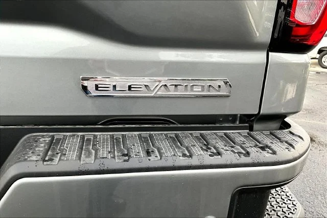 New 2026 Sterling Metallic GMC Elevation image 9