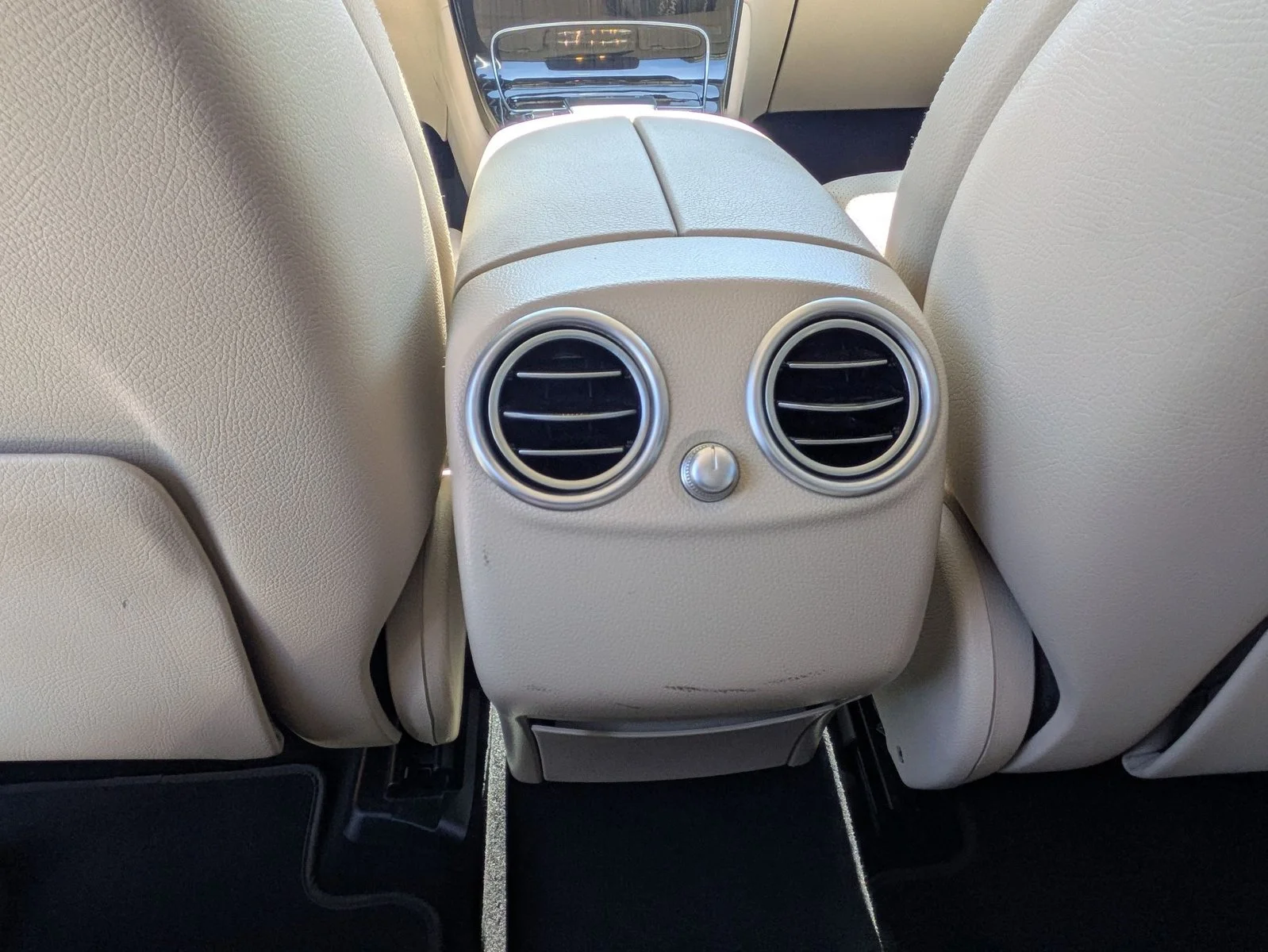 Used 2022 Polar White Mercedes-Benz GLC 300 image 16