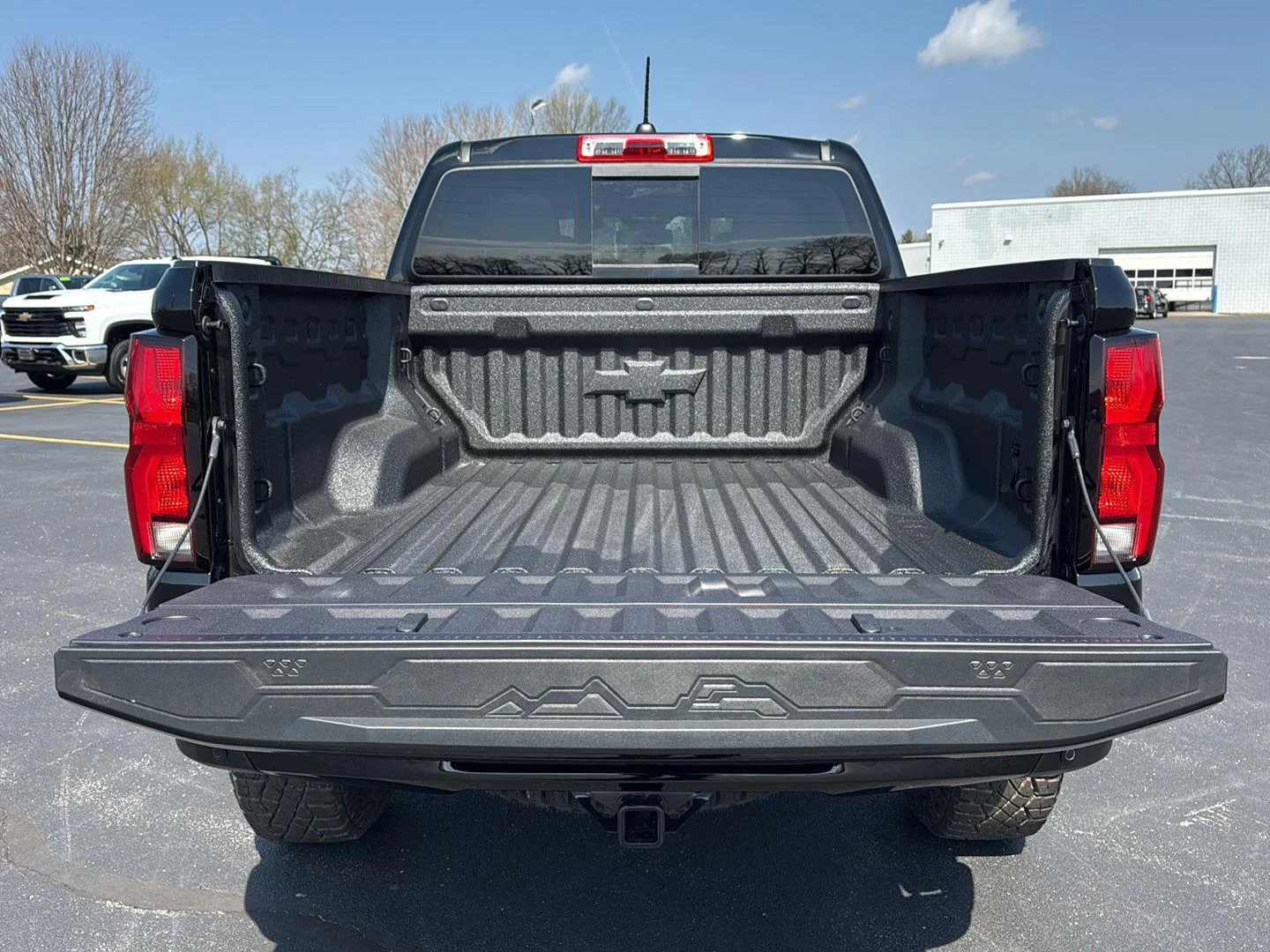 2026 Chevrolet Colorado ZR2 - Photo 12