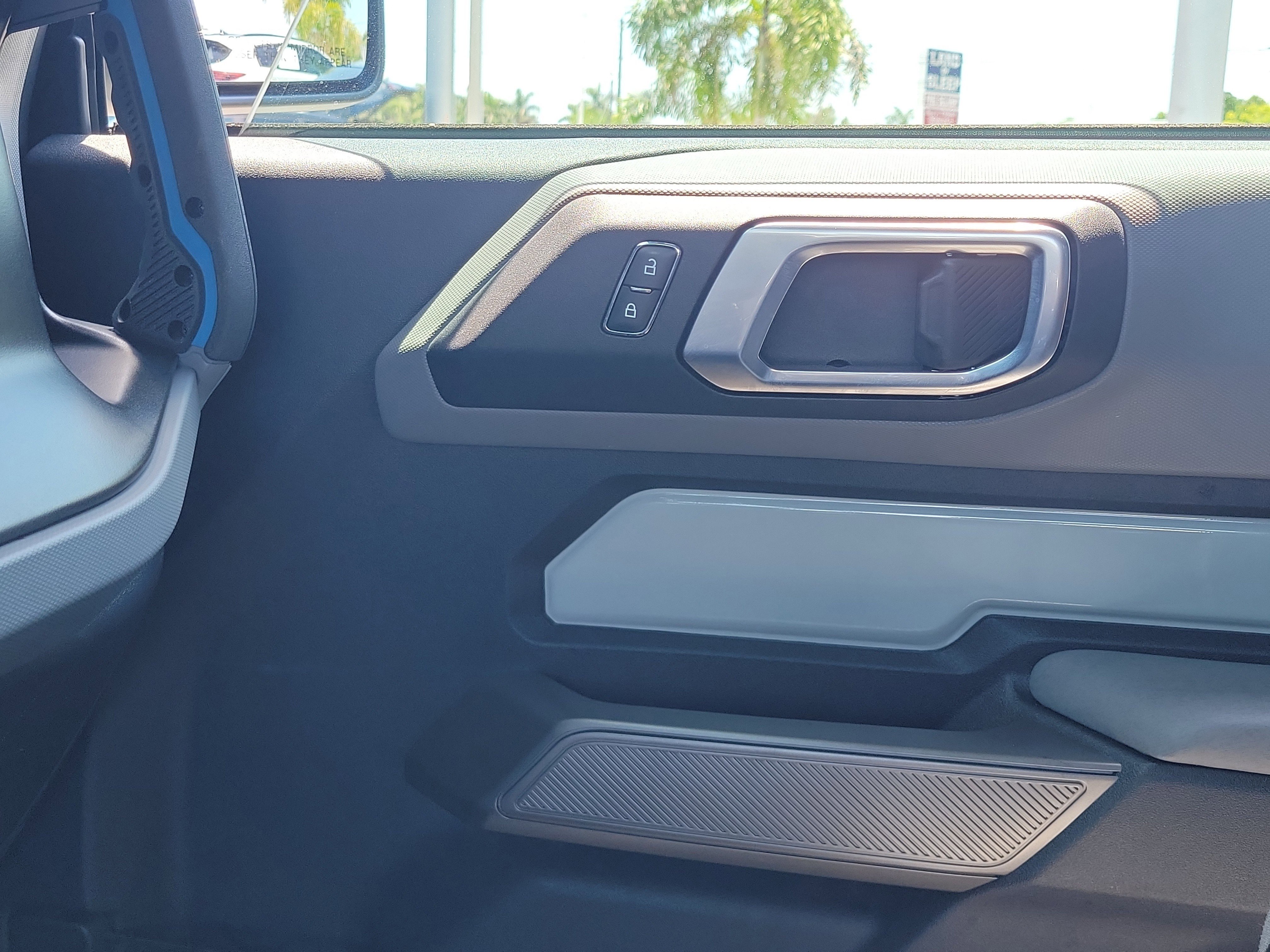 Used 2023 Cactus Gray Ford Black Diamond image 27