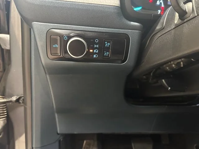 Used 2023 Gray Ford XLT image 13