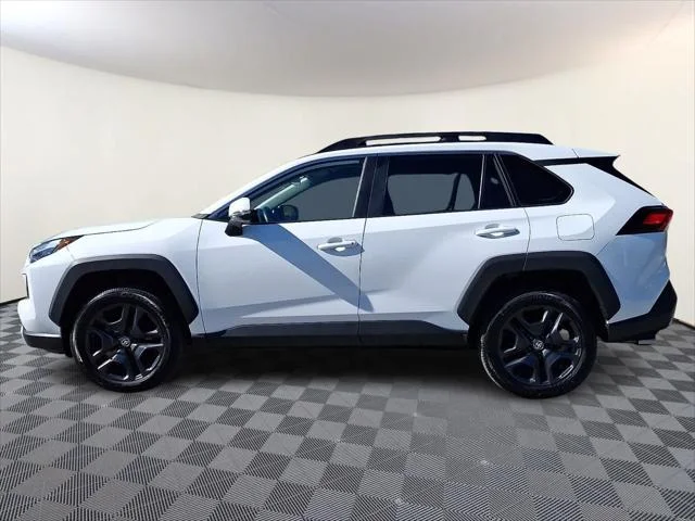 Certified Used 2024 ICE CAP Toyota  image 10